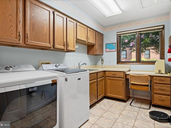 11301 Crossing Glen Court, Potomac MD 20854