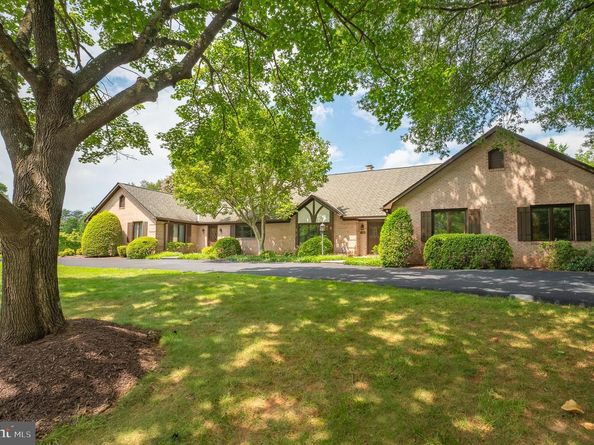 11301 Crossing Glen Court, Potomac MD 20854