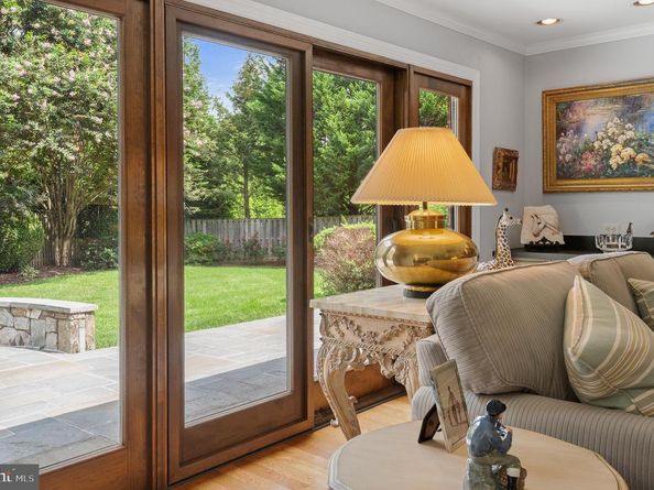 11301 Crossing Glen Court, Potomac MD 20854