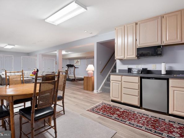 11301 Crossing Glen Court, Potomac MD 20854