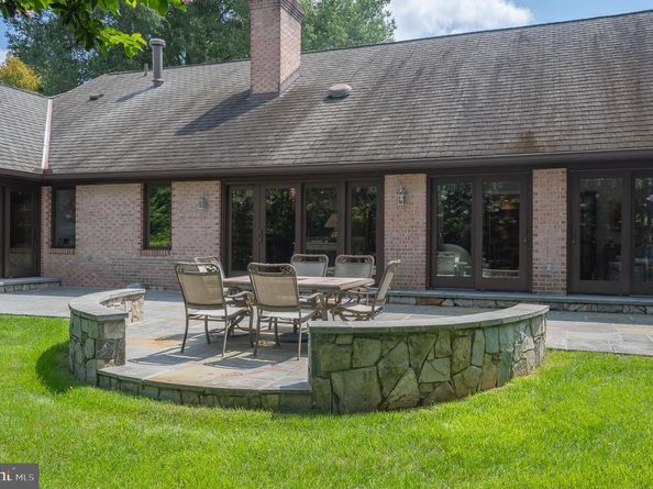 11301 Crossing Glen Court, Potomac MD 20854