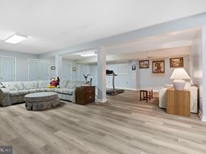 11301 Crossing Glen Court, Potomac MD 20854