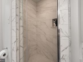 11301 Crossing Glen Court, Potomac MD 20854