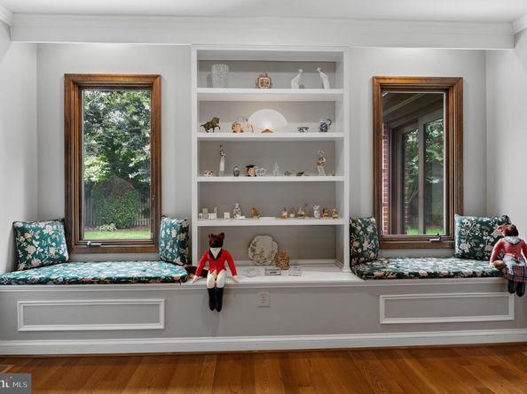 11301 Crossing Glen Court, Potomac MD 20854