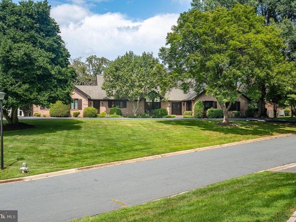 11301 Crossing Glen Court, Potomac MD 20854