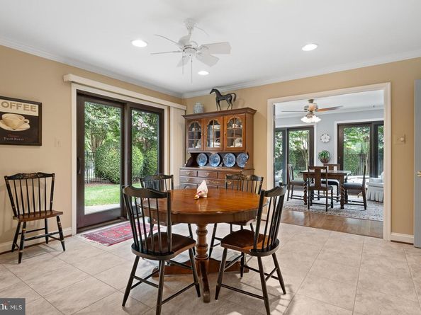 11301 Crossing Glen Court, Potomac MD 20854