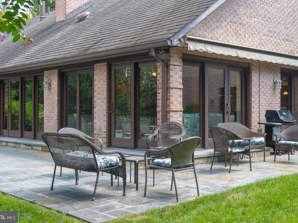 11301 Crossing Glen Court, Potomac MD 20854