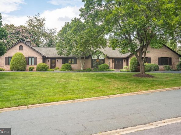 11301 Crossing Glen Court, Potomac MD 20854