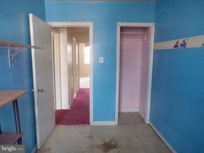 147 E Fariston Drive, Philadelphia PA 19120