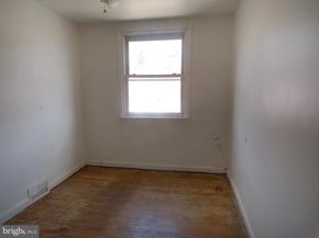 147 E Fariston Drive, Philadelphia PA 19120