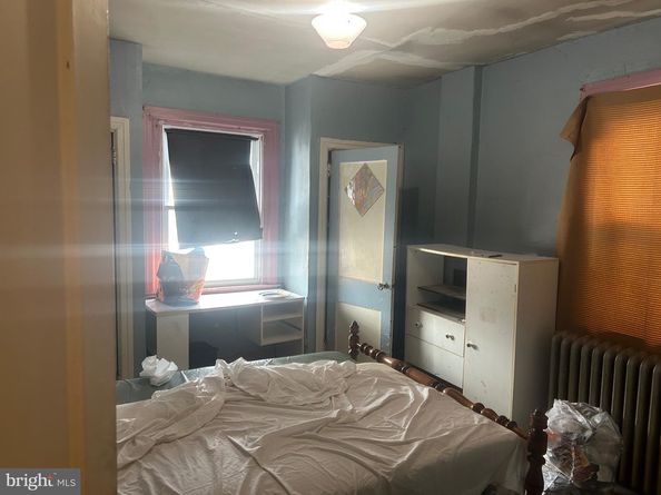 1045 S 52nd Street, Philadelphia PA 19143