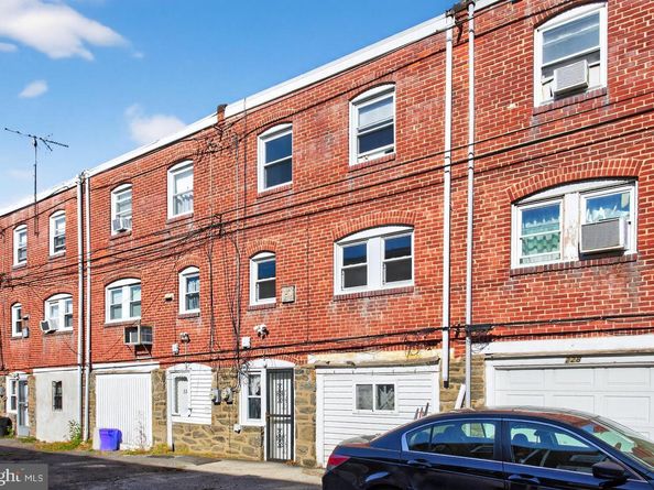 226 E Greenwood Avenue, Lansdowne PA 19050
