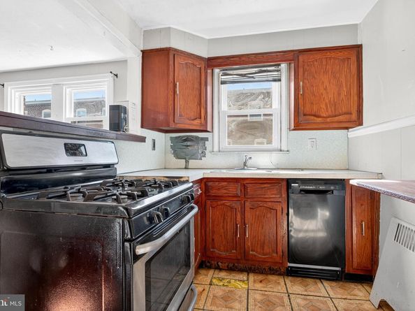 226 E Greenwood Avenue, Lansdowne PA 19050