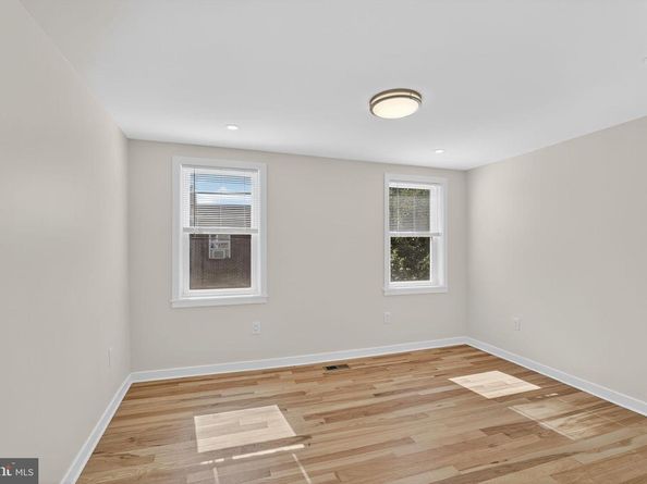 615 Sigel Street, Philadelphia PA 19148