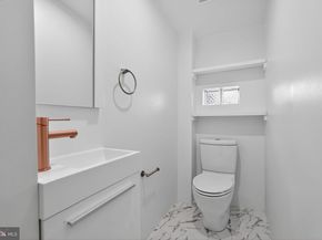 615 Sigel Street, Philadelphia PA 19148