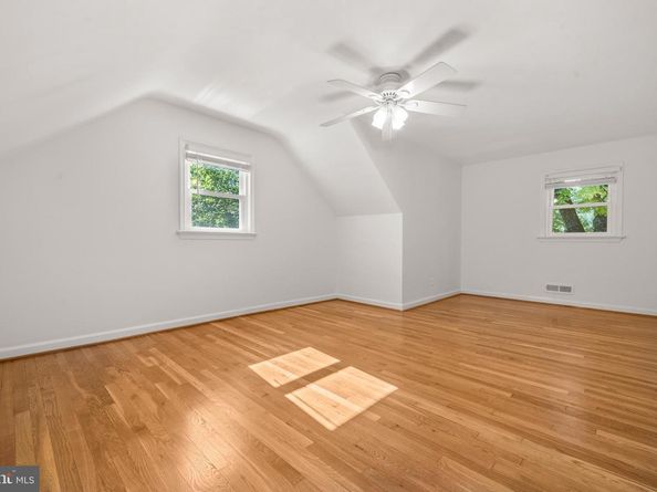 1015 Kennedy Street, Falls Church VA 22046