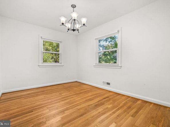 1015 Kennedy Street, Falls Church VA 22046
