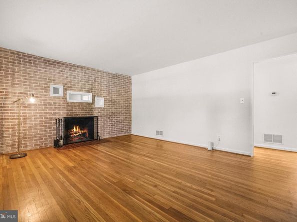 1015 Kennedy Street, Falls Church VA 22046