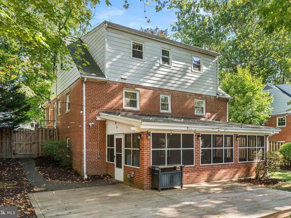 1015 Kennedy Street, Falls Church VA 22046
