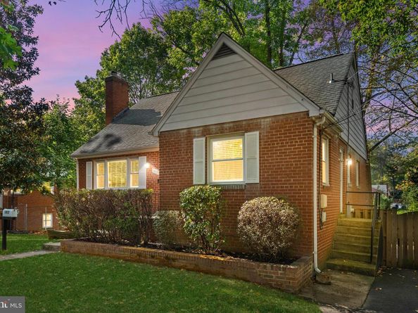 1015 Kennedy Street, Falls Church VA 22046