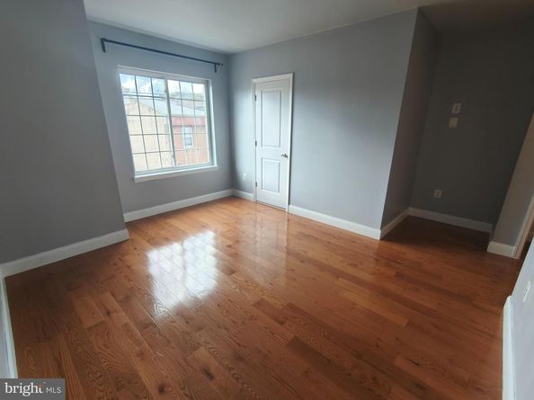 615 N 11TH Street, Philadelphia PA 19123