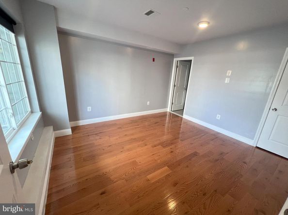 615 N 11TH Street, Philadelphia PA 19123