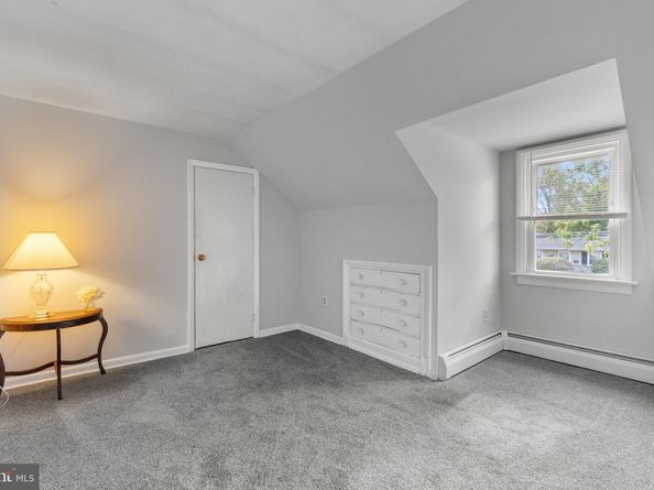 210 Castello Avenue, Hatboro PA 19040