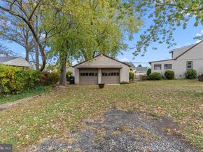 210 Castello Avenue, Hatboro PA 19040
