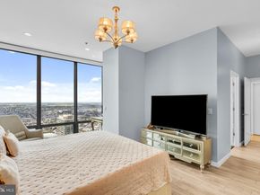 2101 Market Street PH02, Philadelphia PA 19103