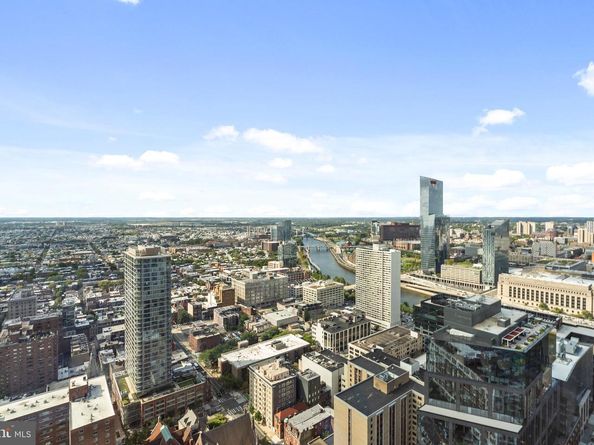 2101 Market Street PH02, Philadelphia PA 19103