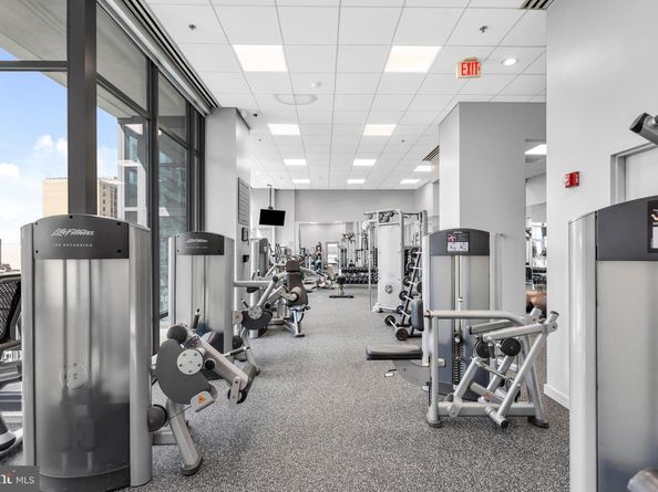 2101 Market Street PH02, Philadelphia PA 19103