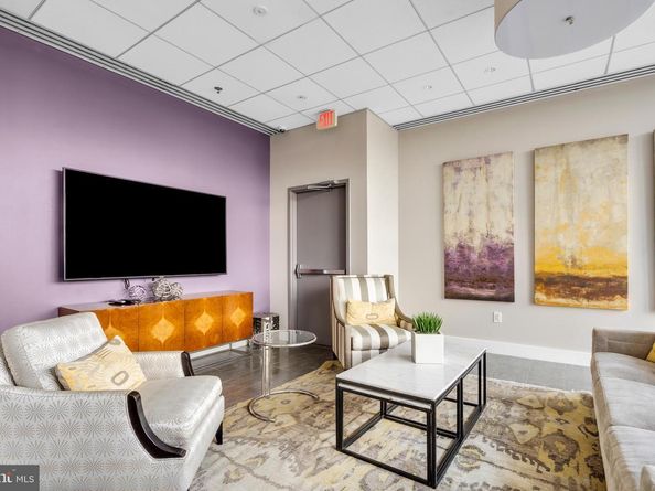 2101 Market Street PH02, Philadelphia PA 19103