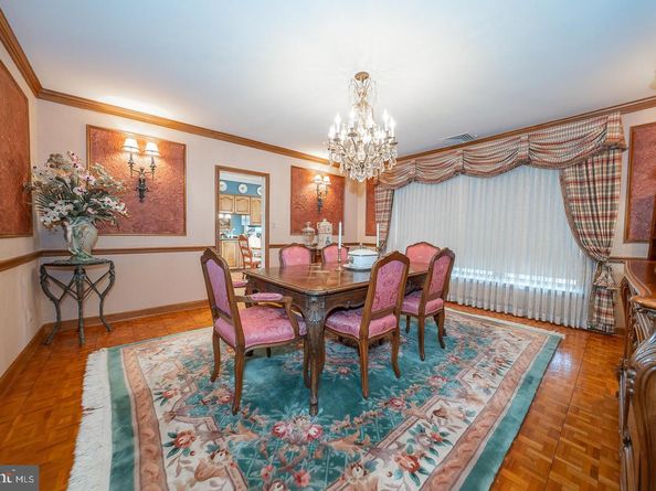 101 Cheswold Lane 5E, Haverford PA 19041