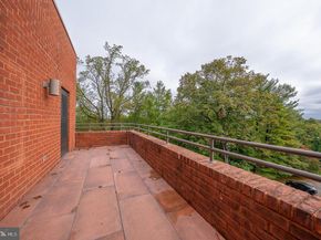 101 Cheswold Lane 5E, Haverford PA 19041