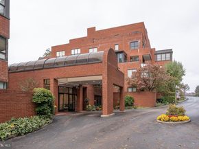 101 Cheswold Lane 5E, Haverford PA 19041