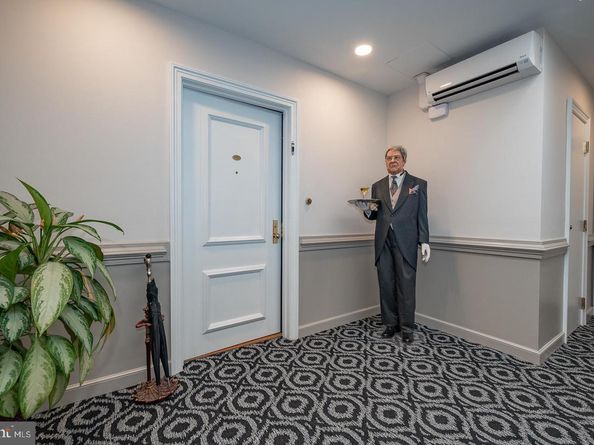 101 Cheswold Lane 5E, Haverford PA 19041