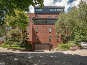 101 Cheswold Lane 5E, Haverford PA 19041