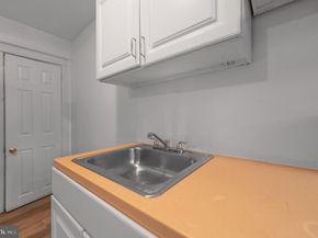 5648 Elmwood Avenue, Philadelphia PA 19143
