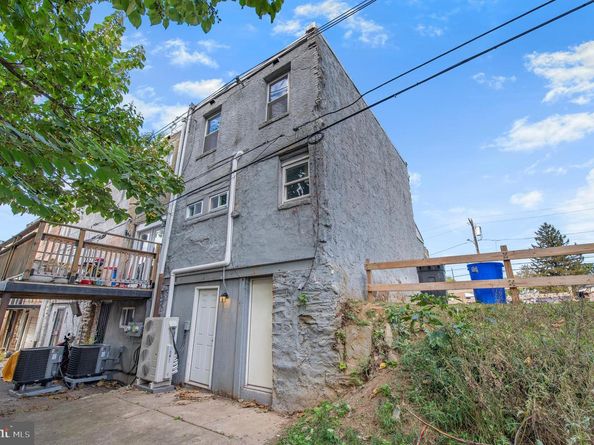 5648 Elmwood Avenue, Philadelphia PA 19143