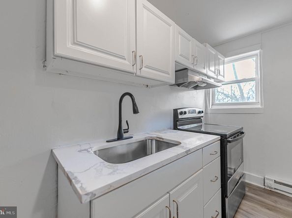 5648 Elmwood Avenue, Philadelphia PA 19143