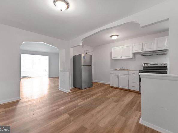5648 Elmwood Avenue, Philadelphia PA 19143