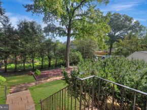 713 Ardsley Court, Yardley PA 19067