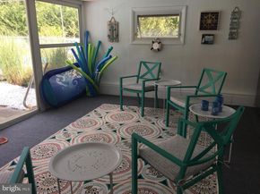 713 Ardsley Court, Yardley PA 19067