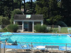 713 Ardsley Court, Yardley PA 19067