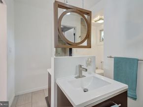 713 Ardsley Court, Yardley PA 19067