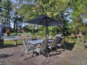 713 Ardsley Court, Yardley PA 19067