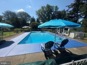 713 Ardsley Court, Yardley PA 19067