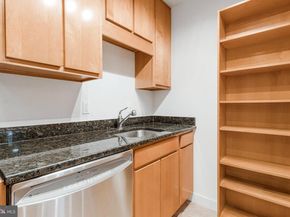 1425 4TH Street SW A714, Washington DC 20024