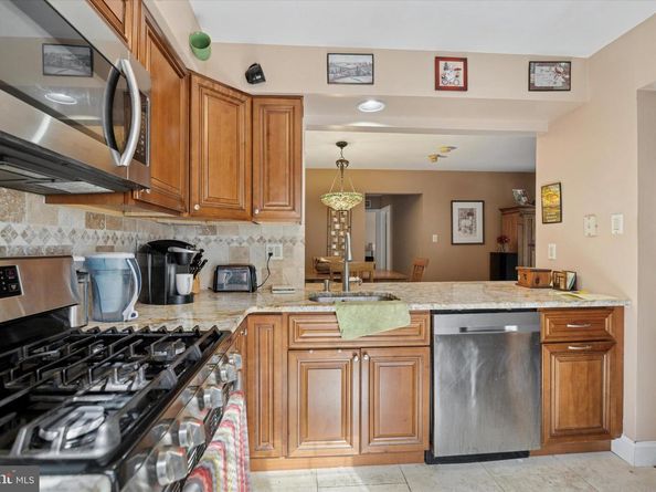 702 Society Place, Newtown PA 18940