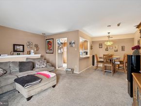 702 Society Place, Newtown PA 18940